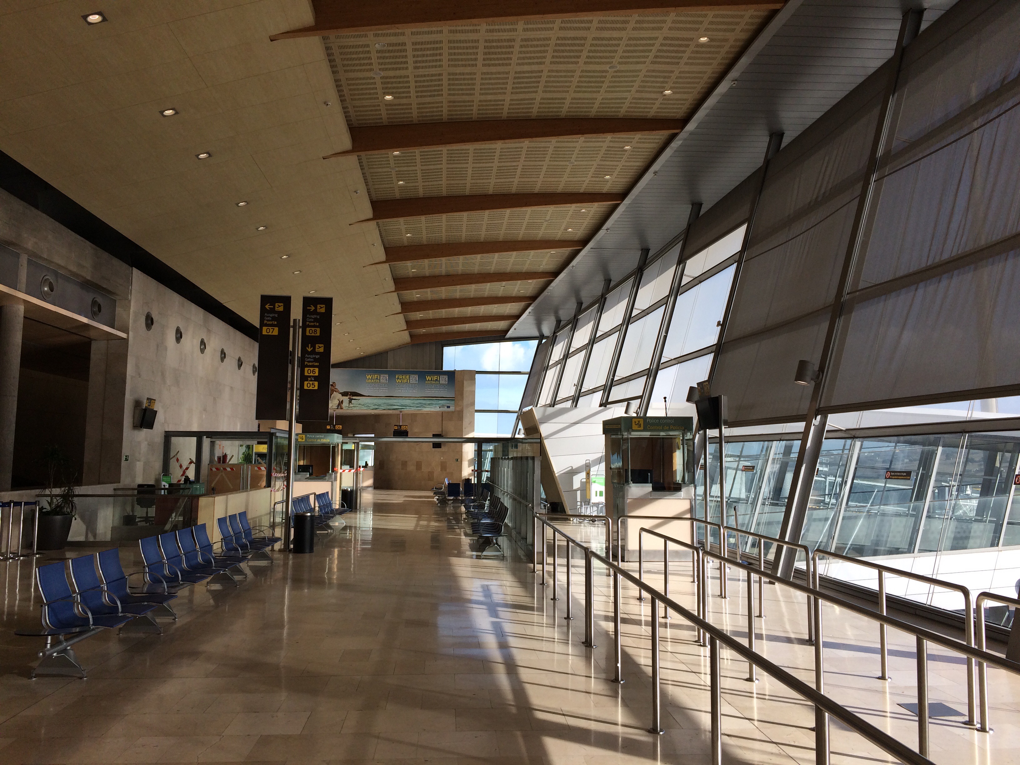 Tenerife Airport Customer Reviews | SKYTRAX