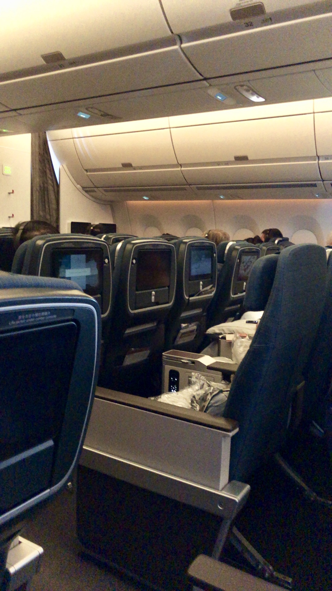 Cathay Pacific 773 Seating Chart