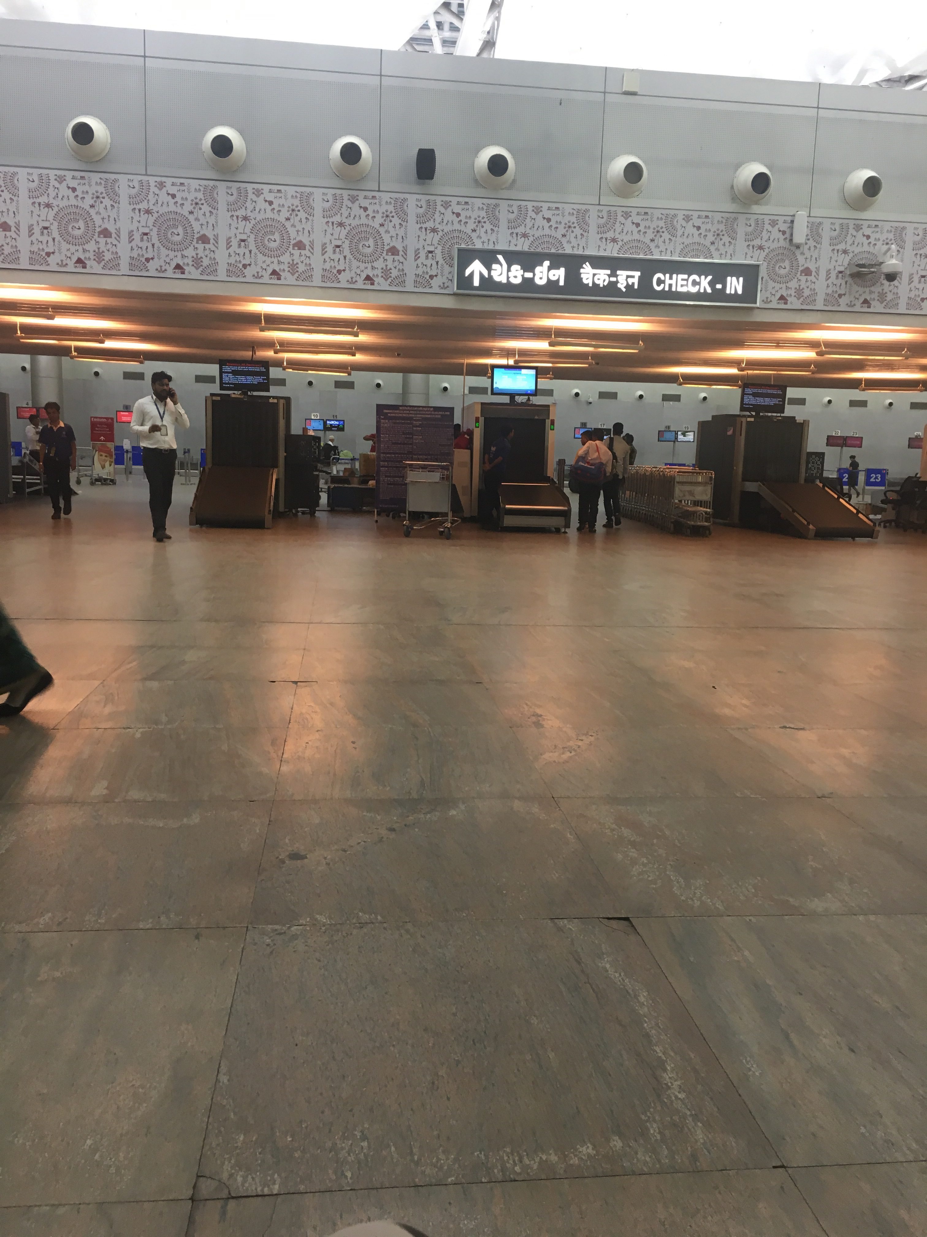 Ahmedabad Airport Customer Reviews - SKYTRAX