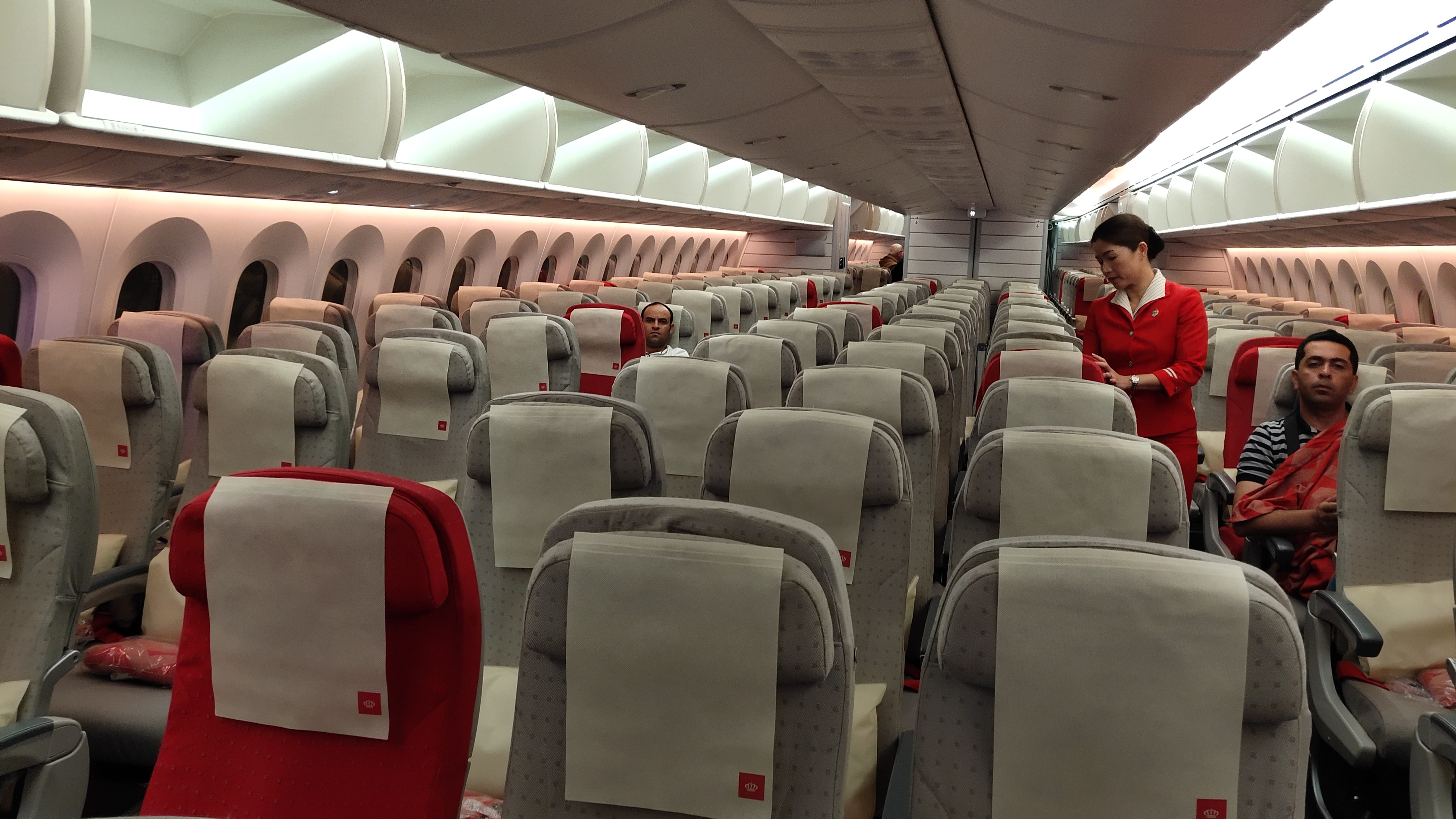 royal jordanian airlines change flight